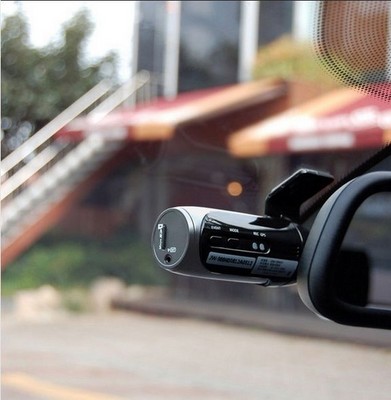 Видеорегистратор IROAD IONE-900HD - фото 4724